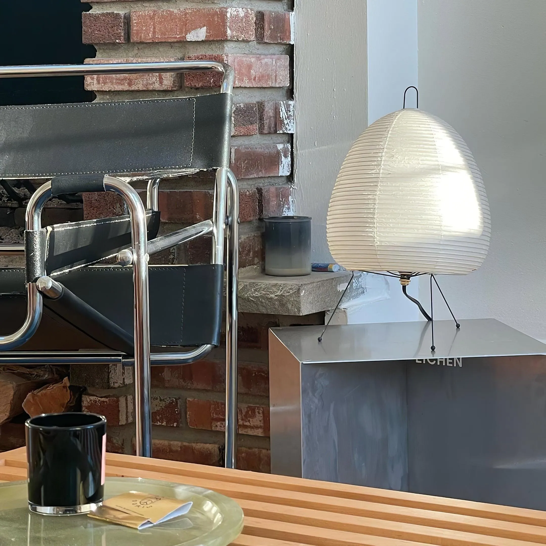 Akari 1A Table Lamp