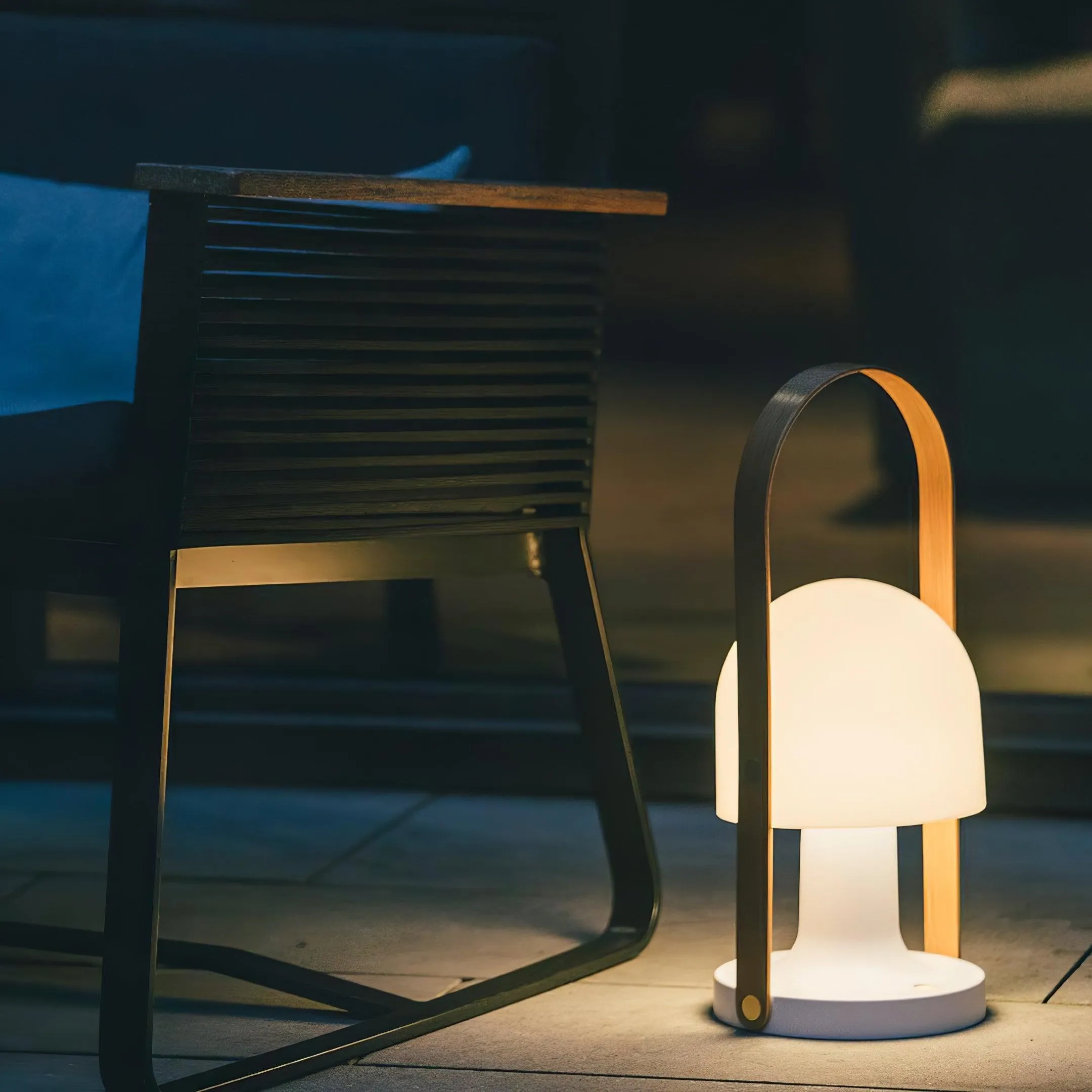 FollowMe Portable Table Lamp (built-in battery)