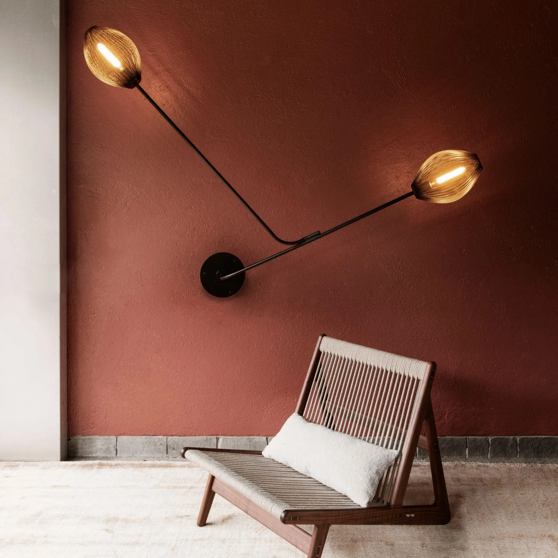 GUBI Satellite Wall Light