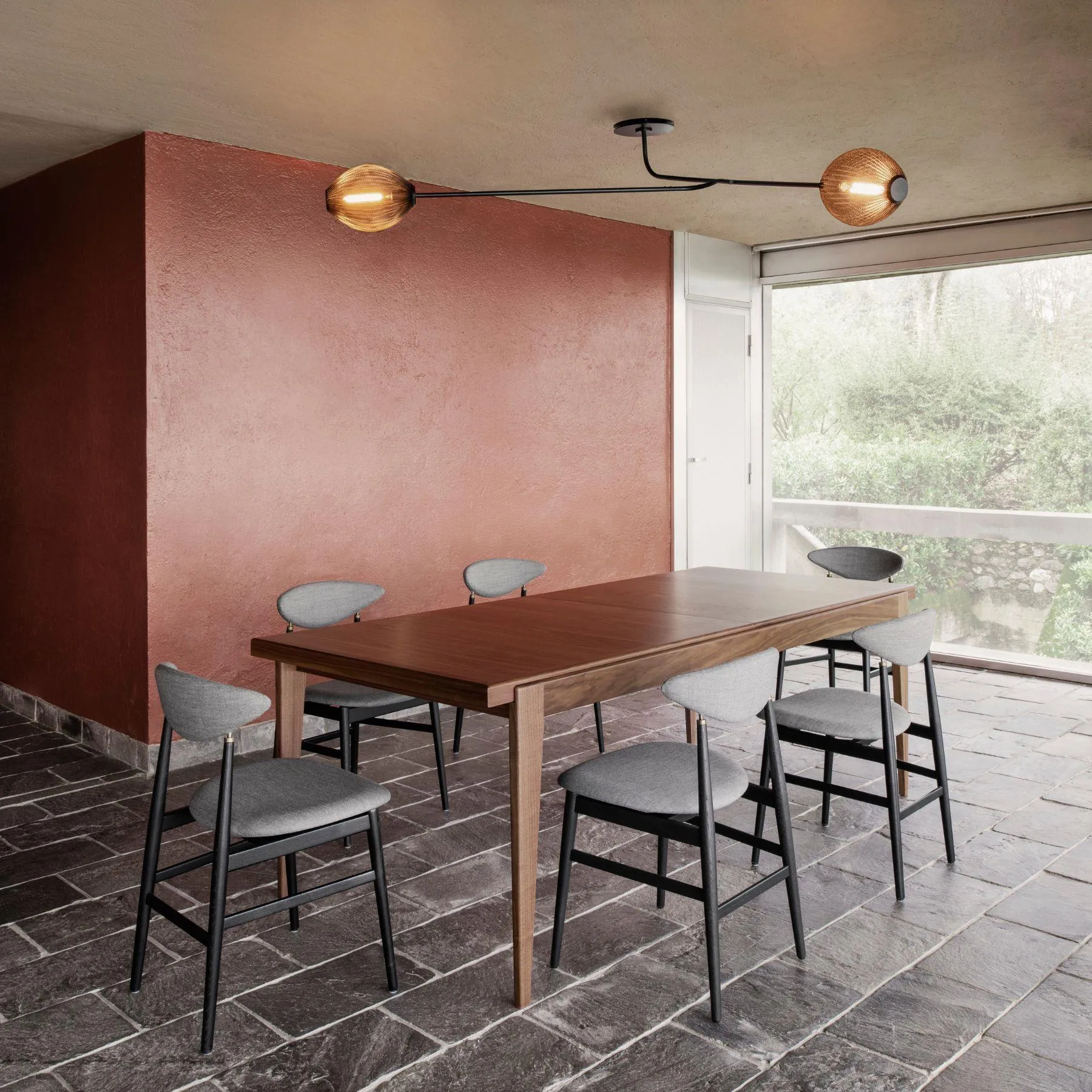 GUBI Satellite Wall Light