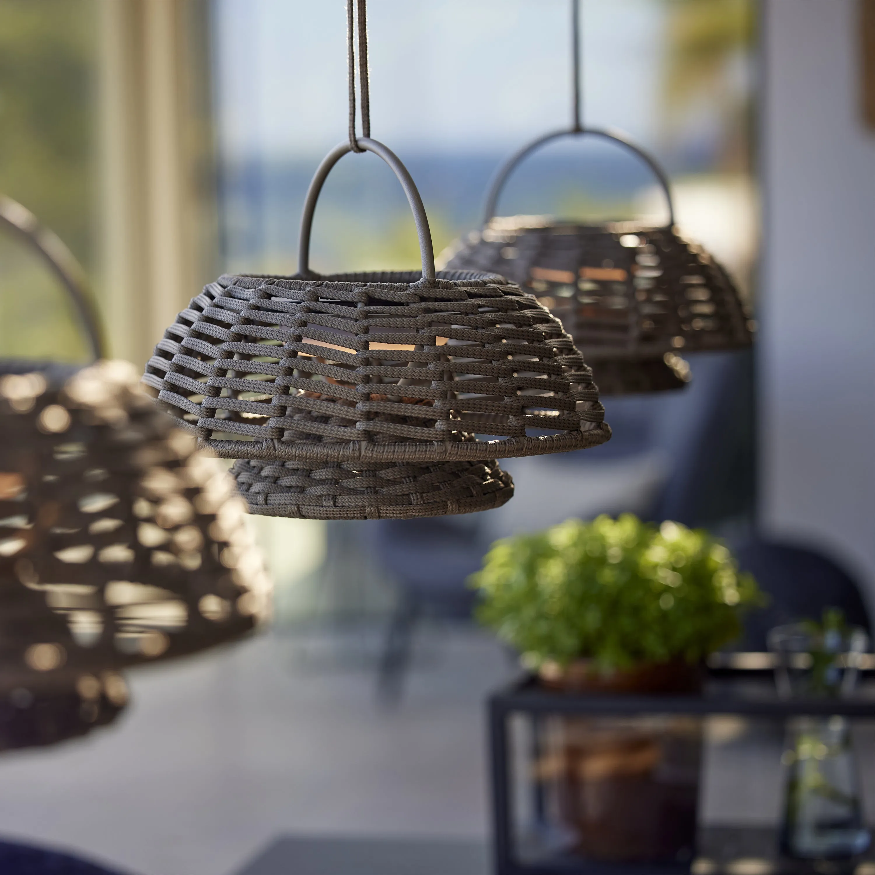 Illusion Hanging Lamp