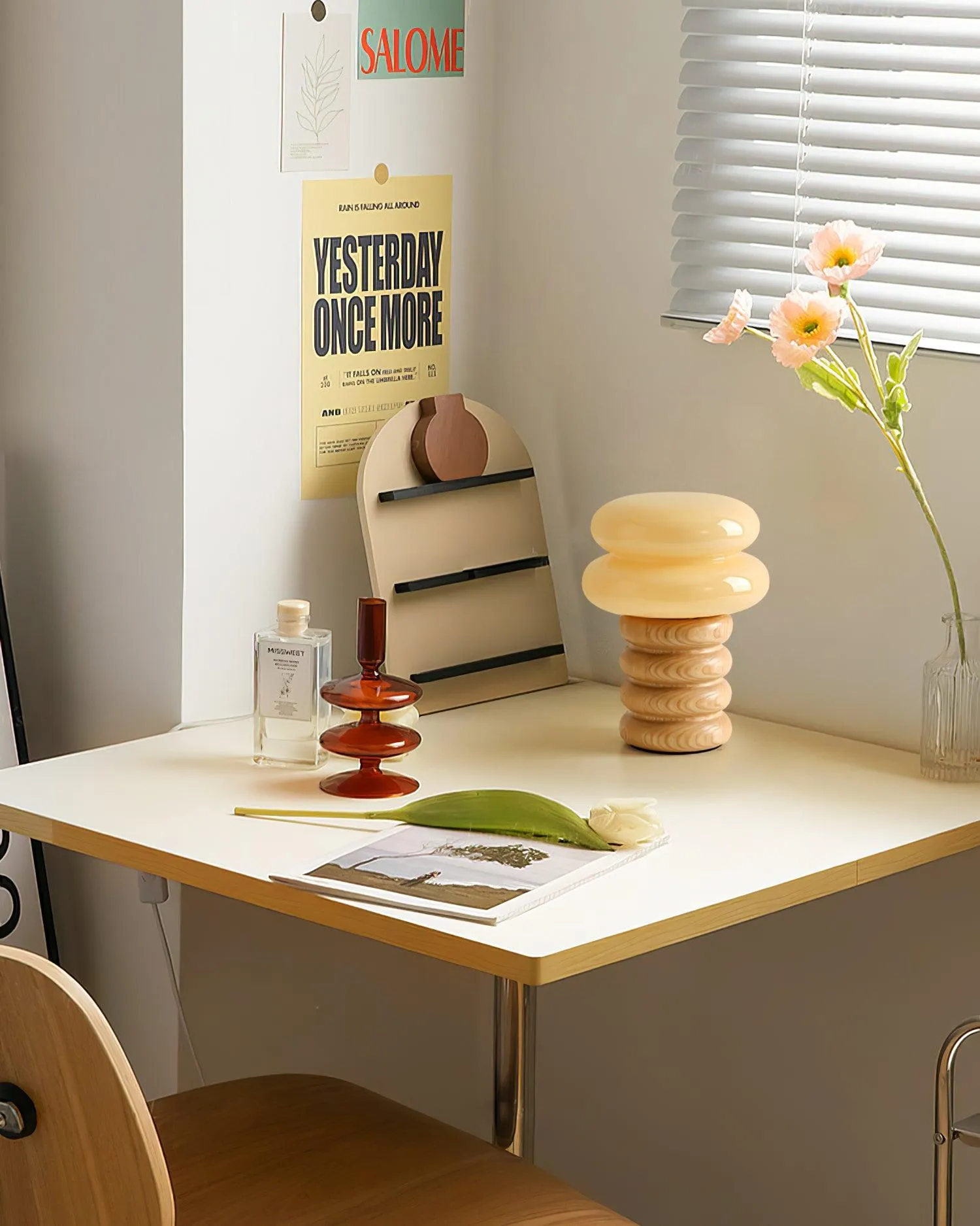 Lumina Table Lamp
