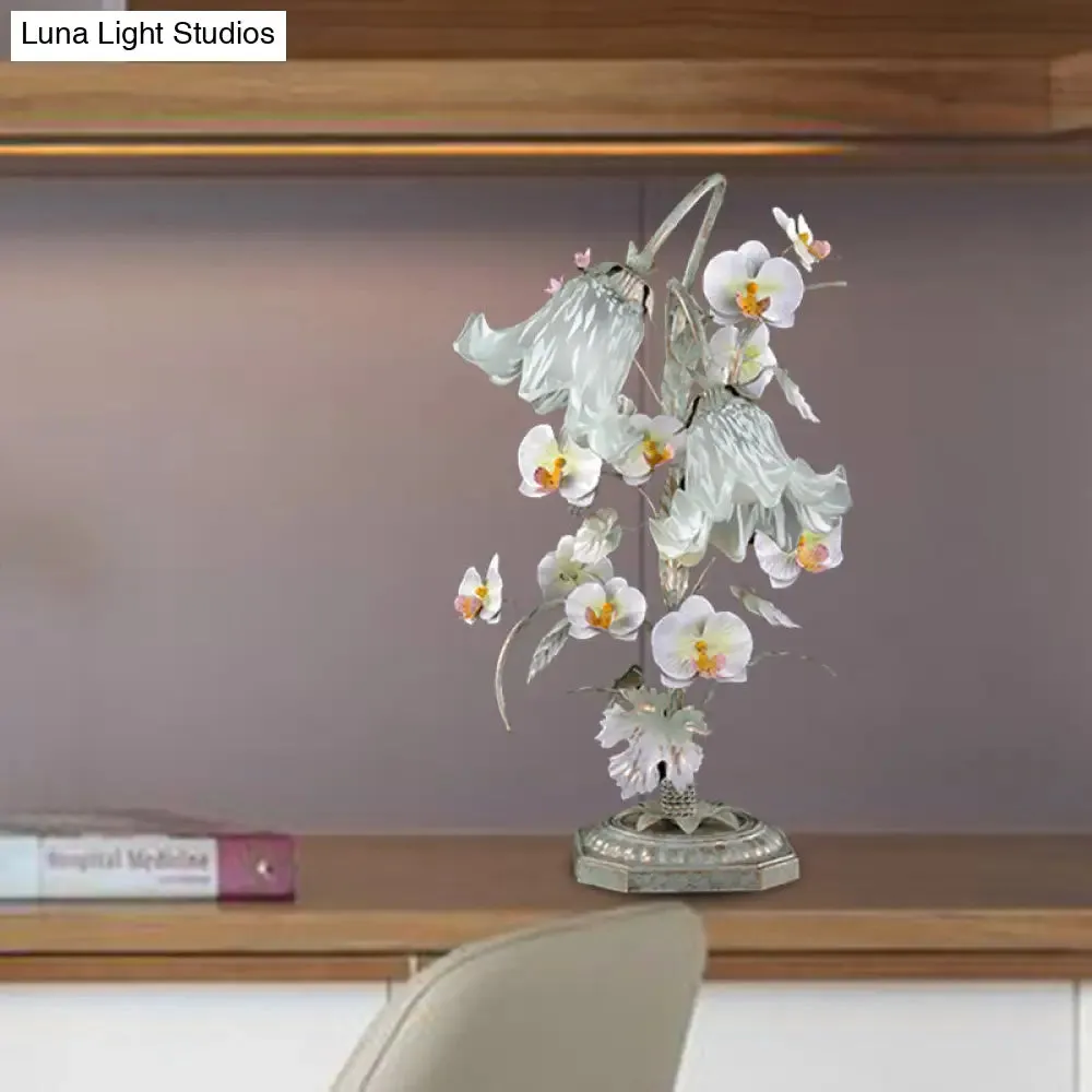 Silver Metal Flower Night Table Lamp - Countryside Nightstand Lighting for Living Room (2 Bulbs)